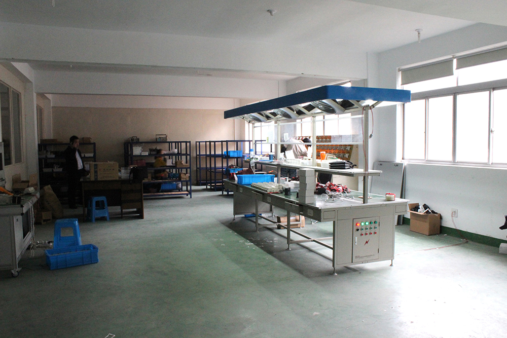 生產(chǎn)車(chē)間